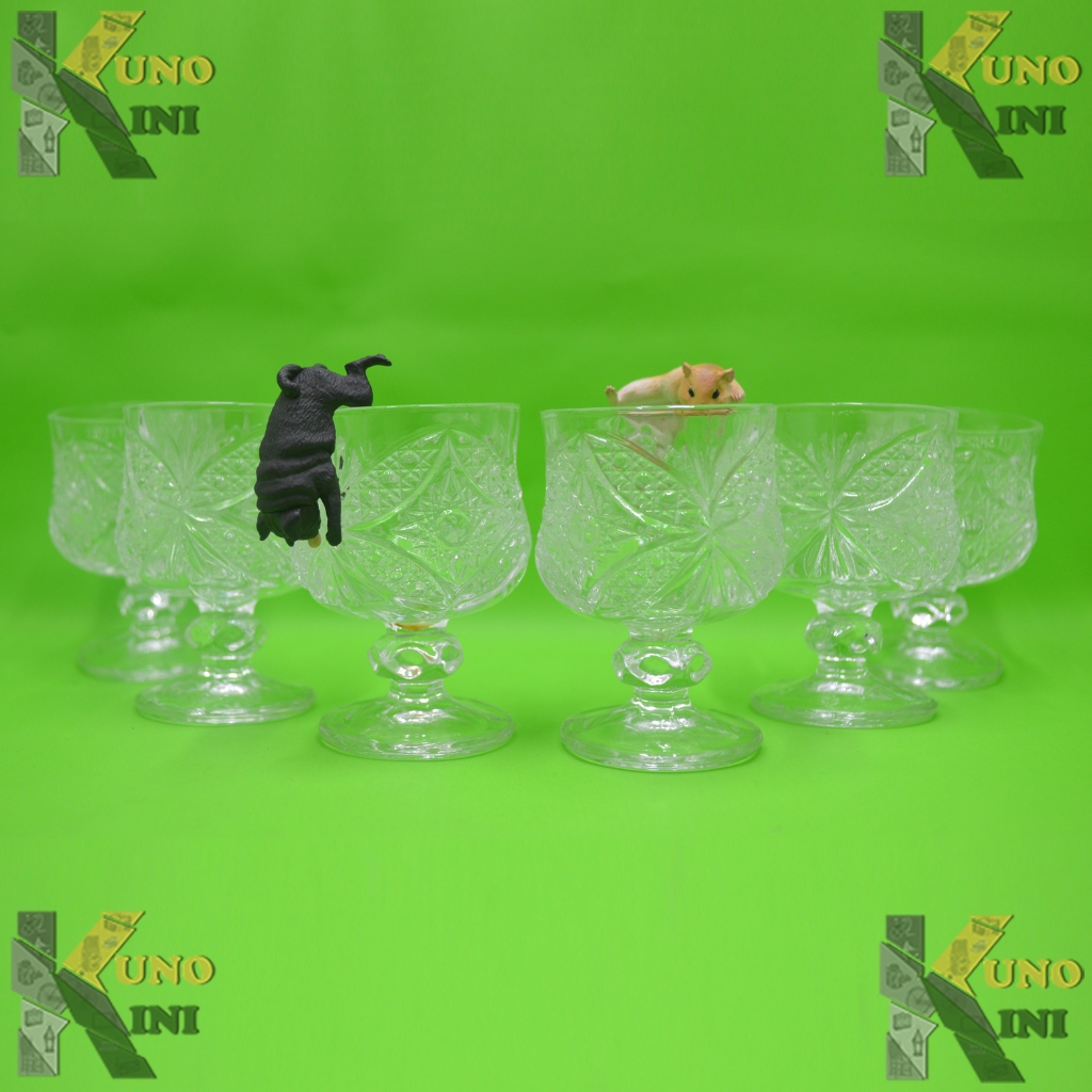 GELAS-GELAS KACA ANGGUR ANTIK & MUNGIL, 6 gelas - New