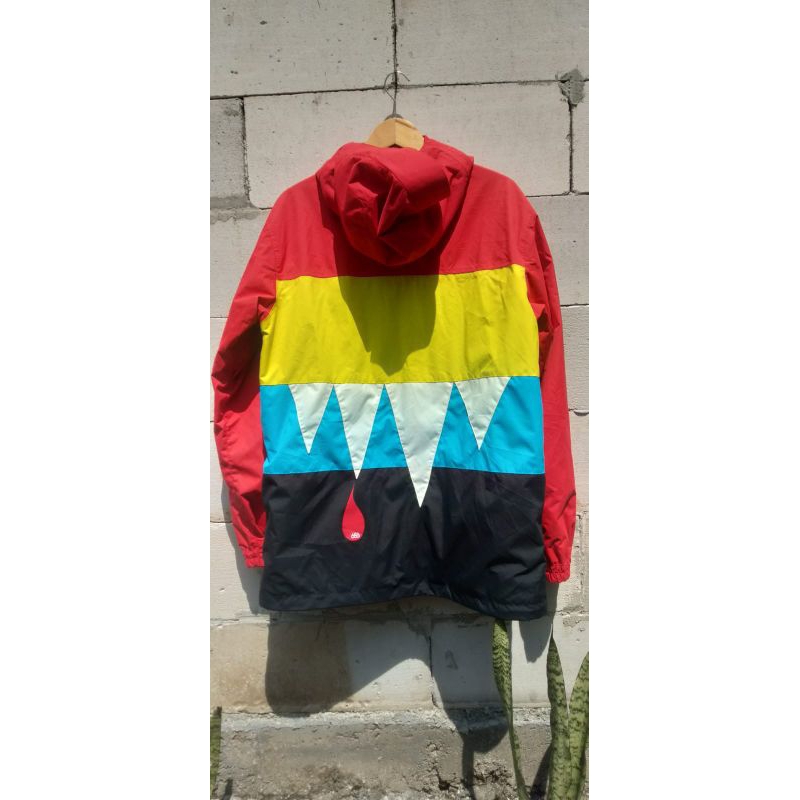 jaket snowboarding 686