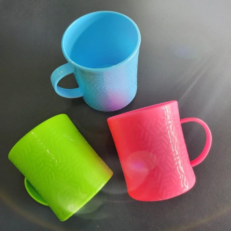 CANGKIR PLASTIK / GELAS PLASTIK / GELAS TEH DAN KOPI / CANGKIR GAGANG / CANGKIR MINUM