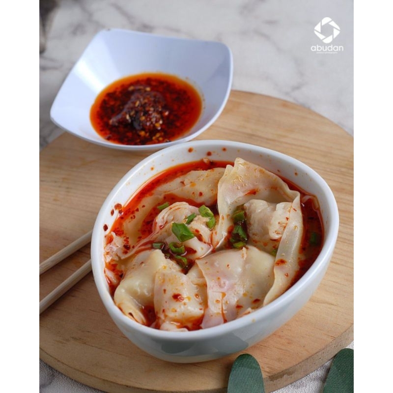 

WONTON KUAH RATU PANGSIT PEDAS ISI AYAM