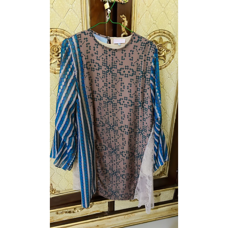 Ria miranda blouse tunik size L