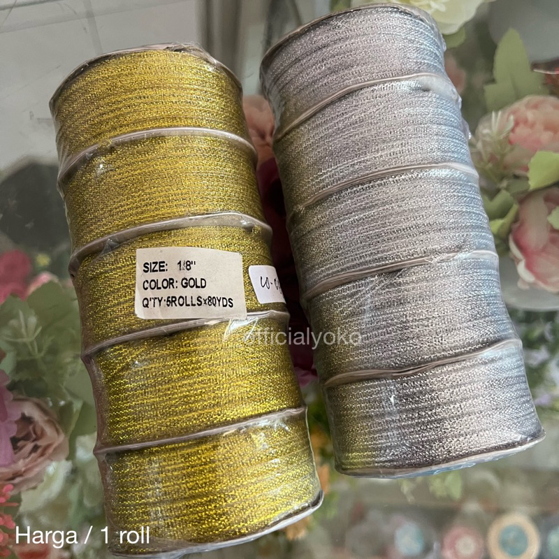 

1 Roll Pita Glitter Gold / Silver • 1/8” (ukuran ada di gambar)