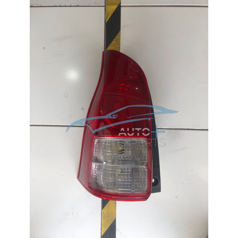 LAMPU BELAKANG STOPLAMP AVANZA/XENIA 2012-2015