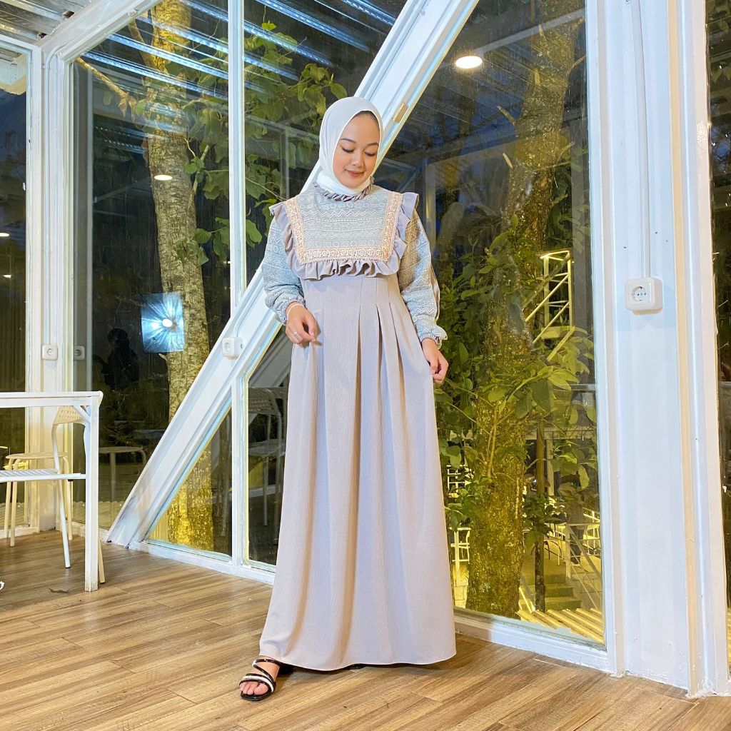 Gamis Cringkle Maura Kombinasi Cringkle Mix Brukat Malika Model Terbaru 2023