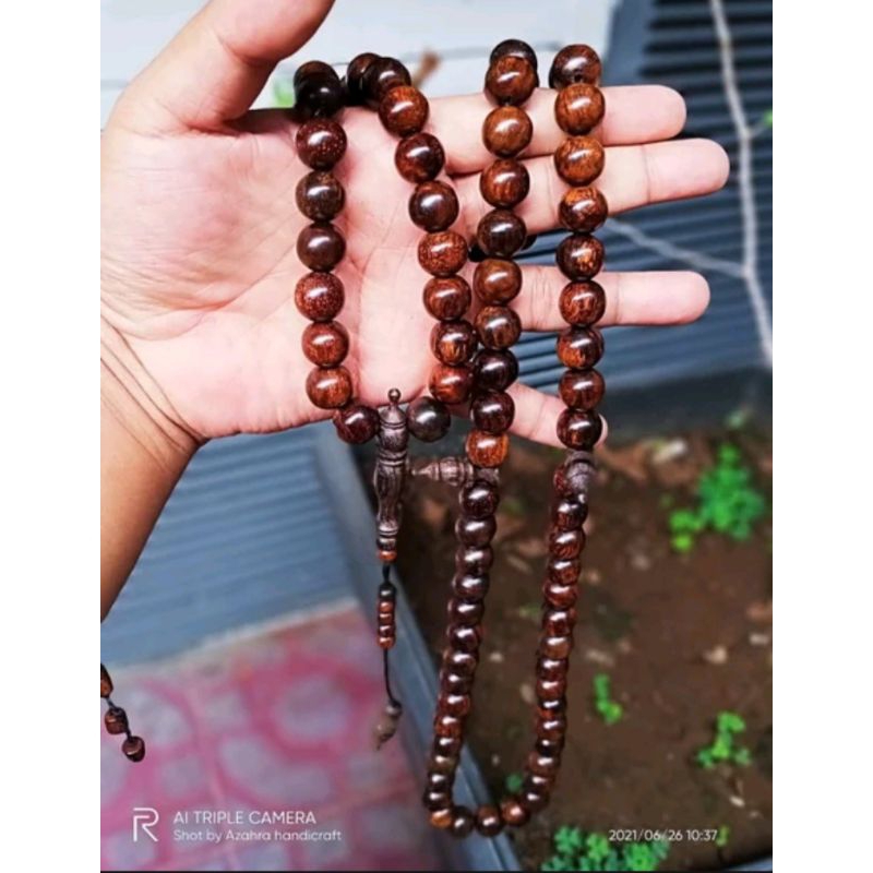 tasbih gaharu super wangi gread A tasbih kayu gaharu Kalimantan tasbih galih gaharu super wangi