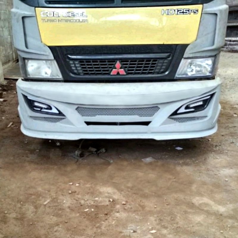 Bemper CANTER RAGASA Umplung GIGA ElfMACAN DUTRO DYNA M18 Plat dan Lampu kabut KW