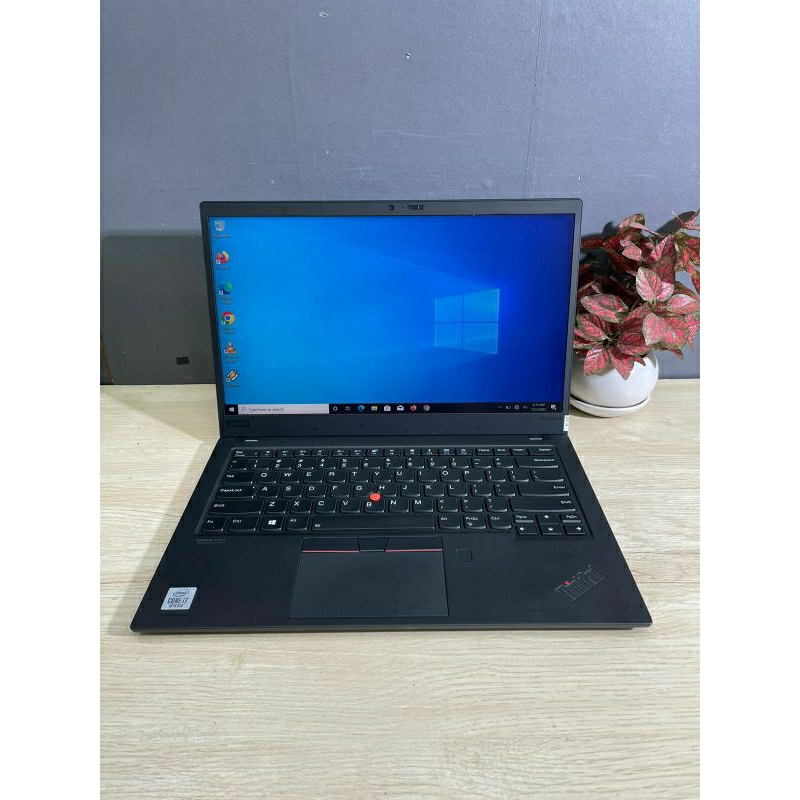 Laptop Lenovo X1 Carbon Gen 10 Core i7 Slim Touchscreen Murah Bagus Bergaransi