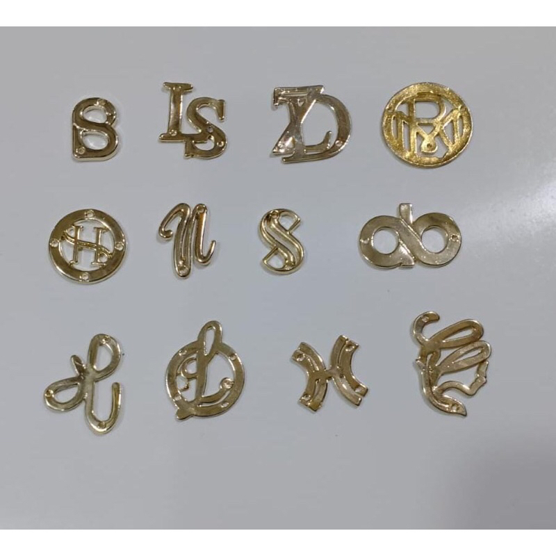 PLAT / LOGO KERUDUNG || LABEL HIJAB DONNA , LS , BUTTON , HASIAN ,NARAYA (Plat jahit)