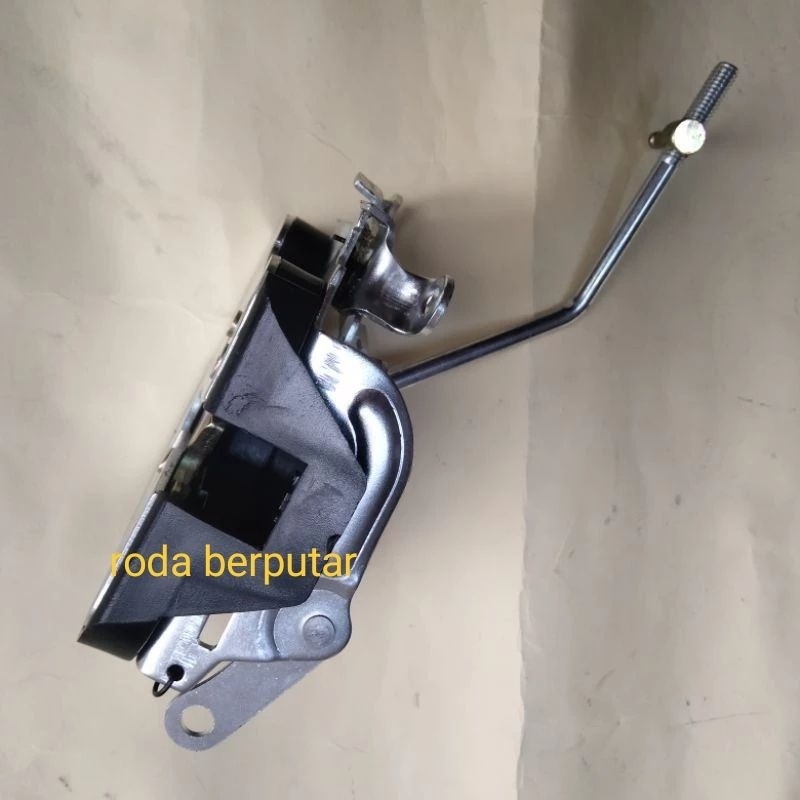 RB door lock pintu belakang bagasi Taft Gt AST