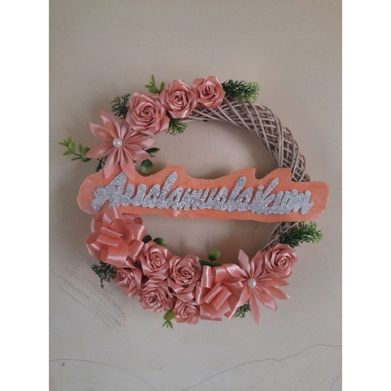 WreathflowerPeach/hiasanPintuAssalamualaikum/HiasanDinding