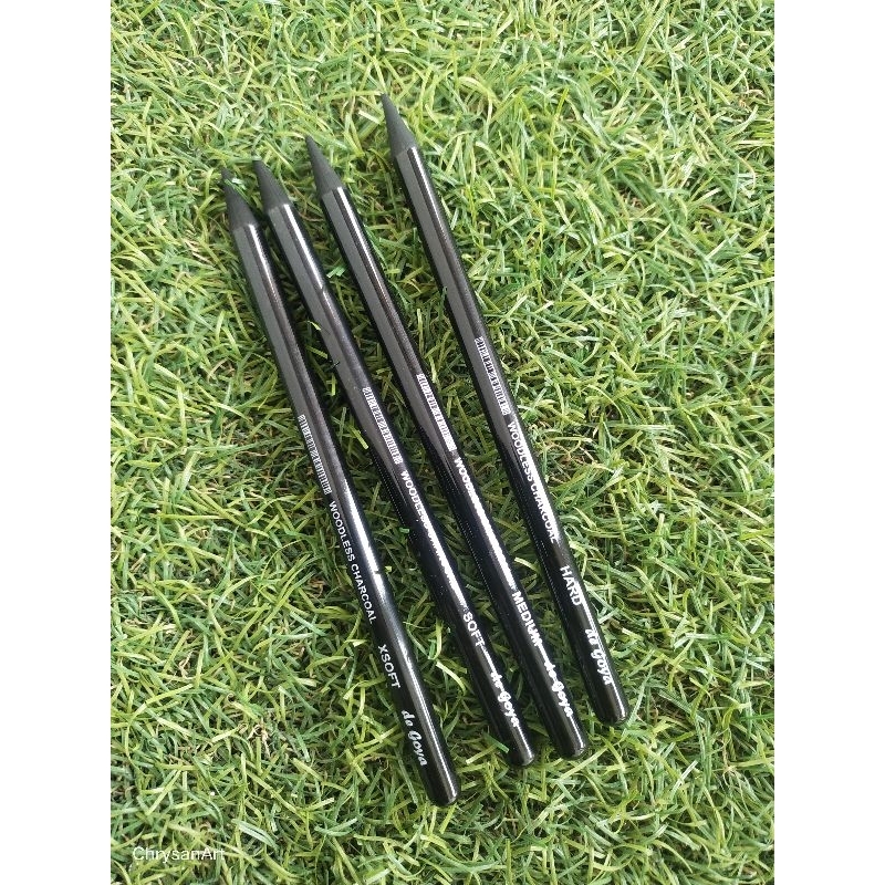 

De Goya Woodless Charcoal Pencil/Pensil Charcoal/Pensil GambarTanpa Kayu/Pensil Sket/Pensil Arang