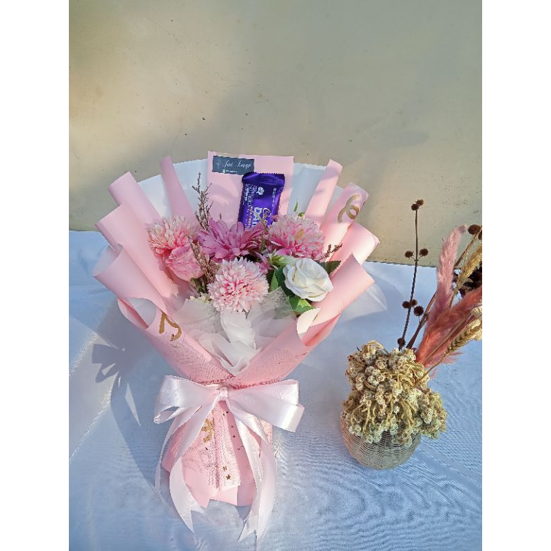 Bouqet bunga + coklat