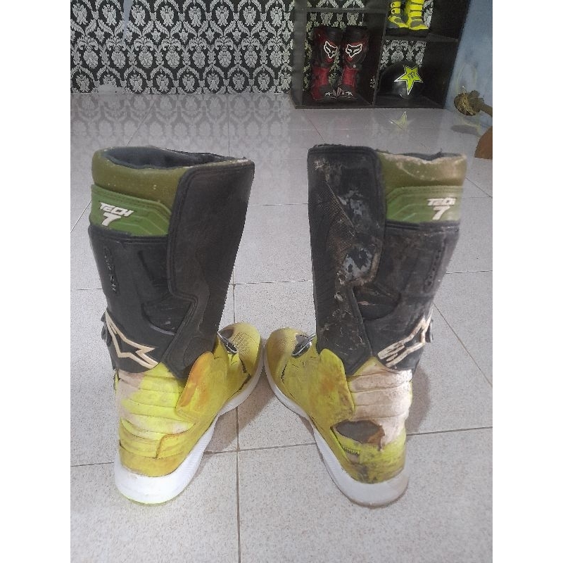 sepatu motocross trail merk Alpinestar tech7 second bekas