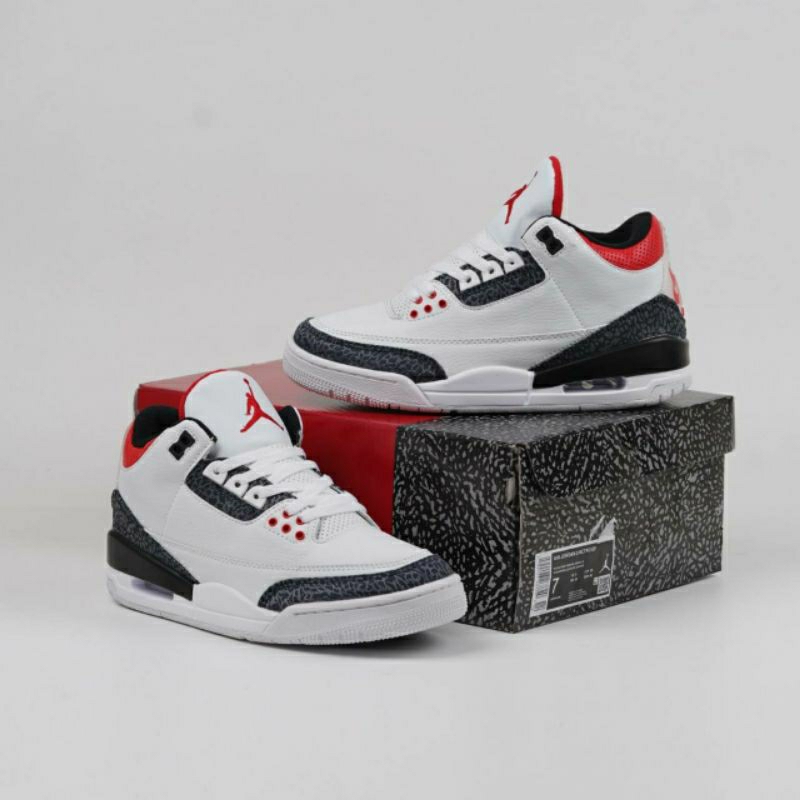 Air Jordan 3 Retro Denim Fire Red