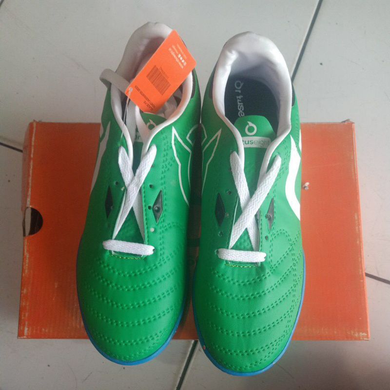 spatu futsal ortus