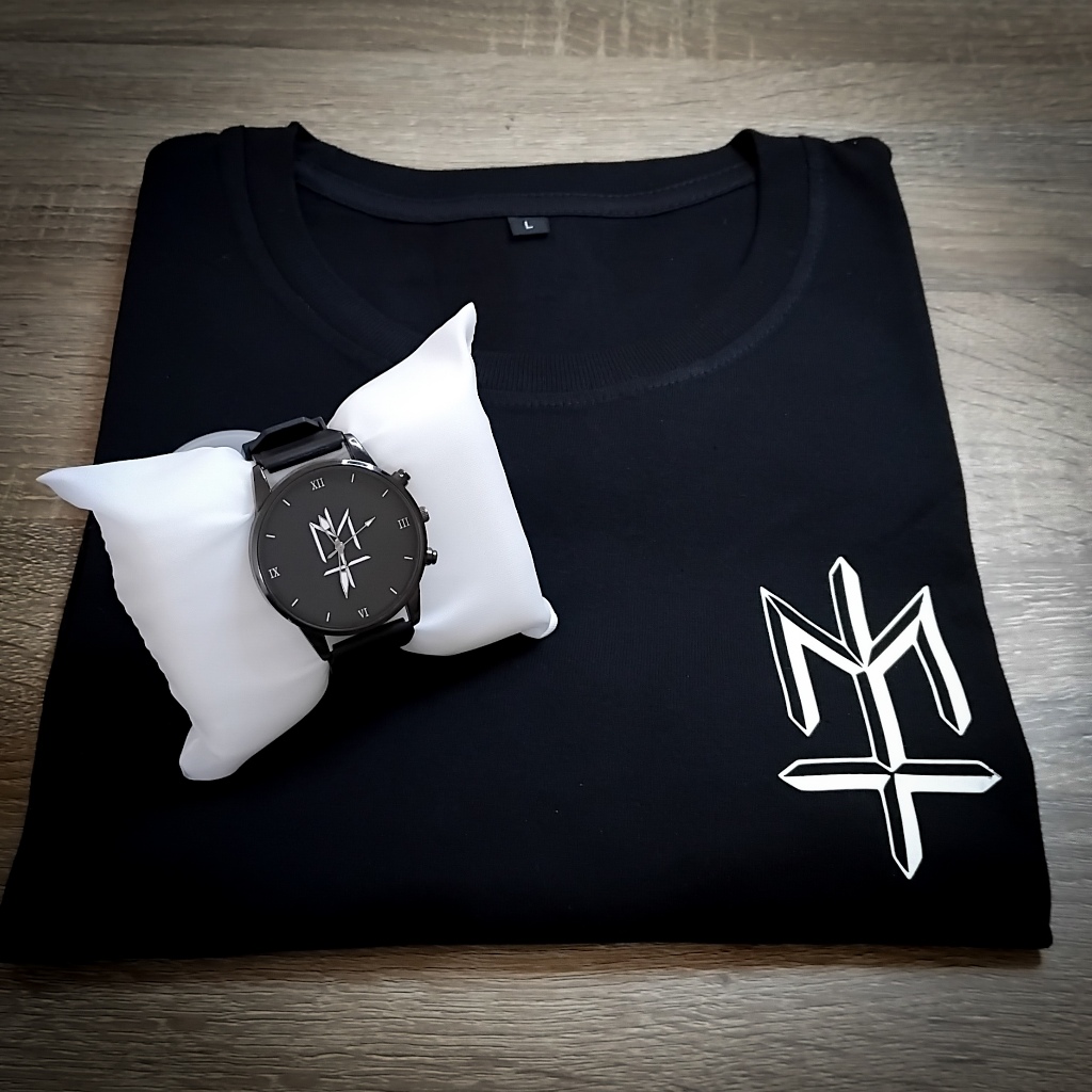 

Paket Kombo Jam Tangan Analog Maternal dan Kaos Pria Hadiah Hampers Spesial