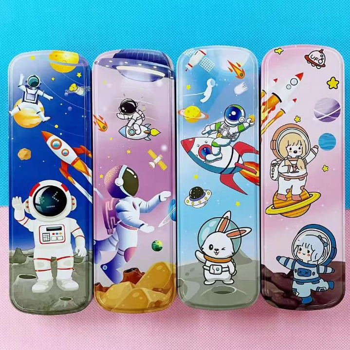 

DECORRY (KP09) Kotak Pensil Kaleng Aesthetic Anak Fancy Mini Import/Tempat Pensil Karakter Kado Souvenir Ulang Tahun