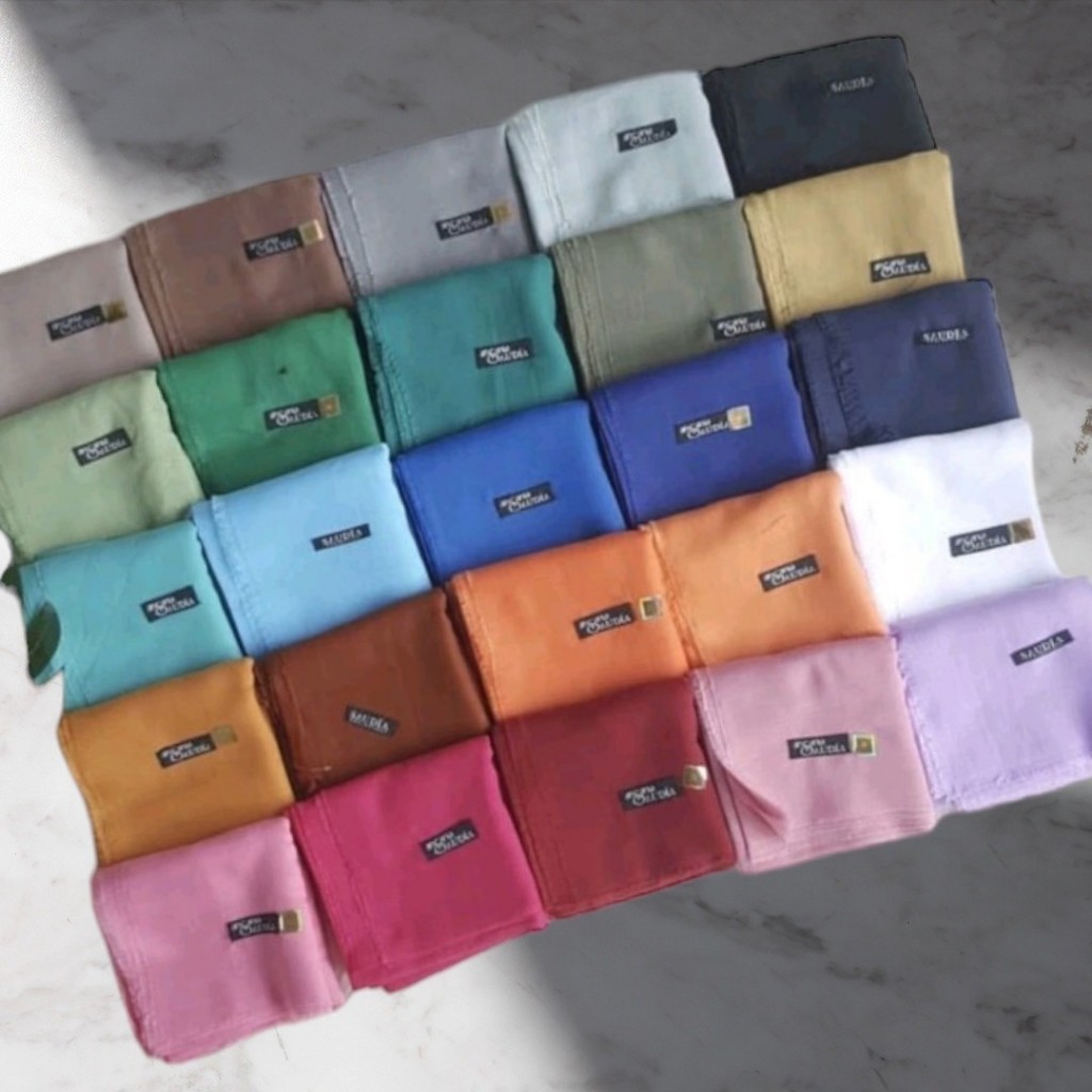 Hijab segi empat rawis / jilbab saudia rawis / hijab saudia rawis / saudia segi empat / saudia rawis