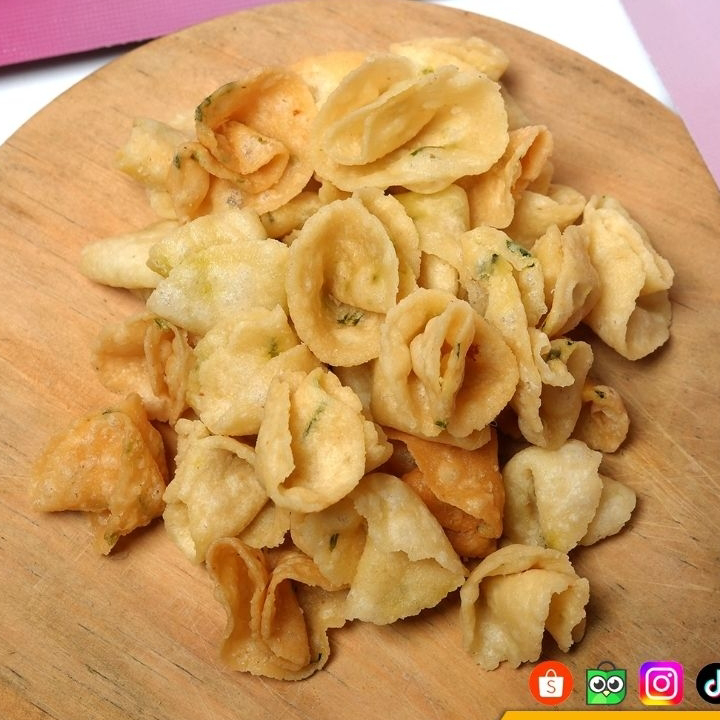 

Terupdate Kue bawang/keripik bawang/sidri Terbaru