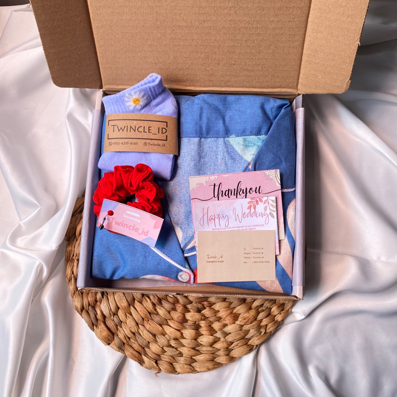 Hampers Piyama Dewasa + Kaos kaki/HampersWisuda/Hampers Ultah/ Piyama dewasa / Kado Ultah✨