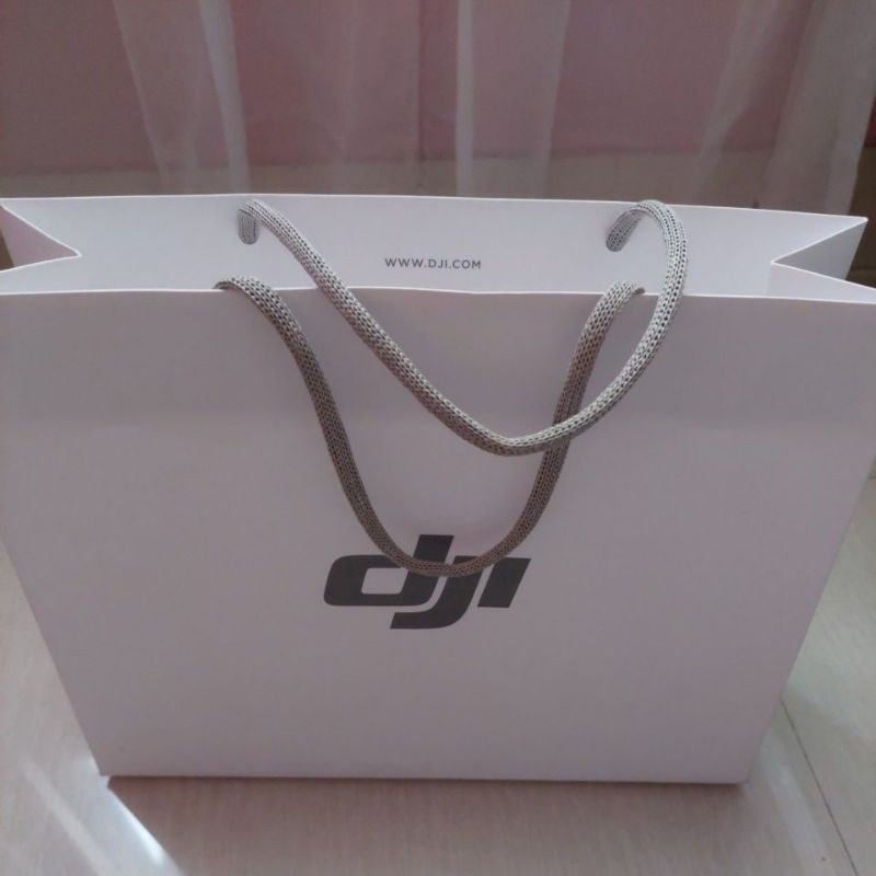 

Paperbag DJI