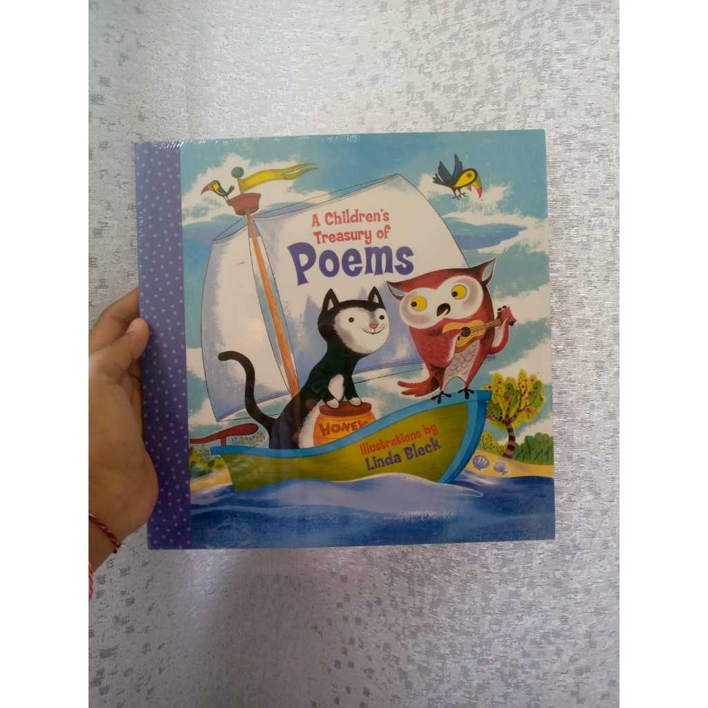 A Children's Treasury of Poems (Import Book)