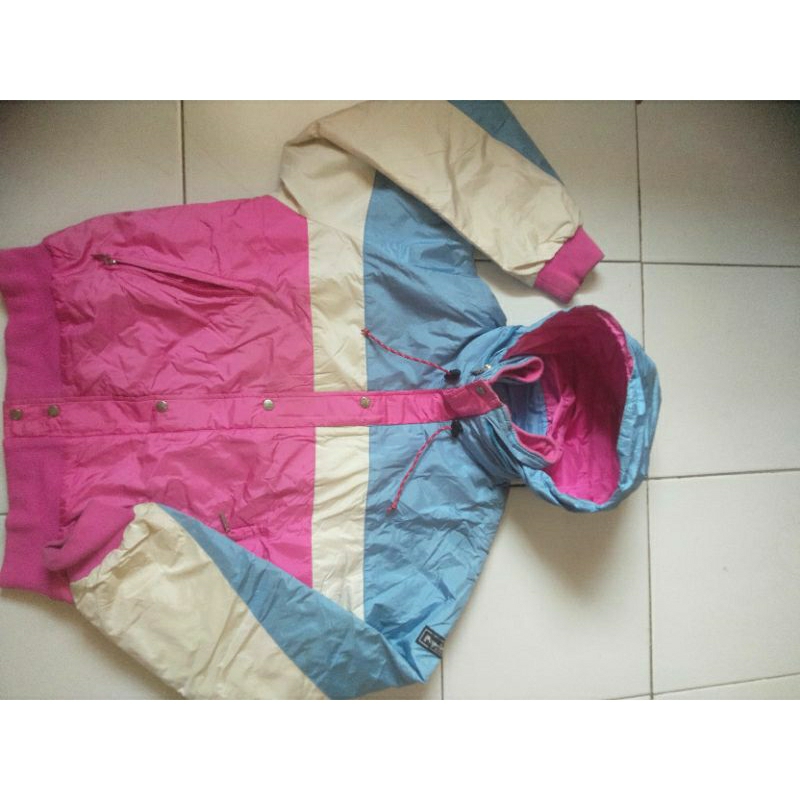 jaket gunung/jaket goretex/DESCENTE