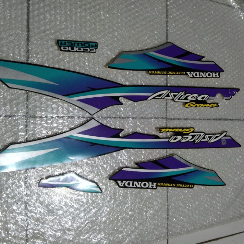 sticker striping lis body Astrea grand 97 motif biru