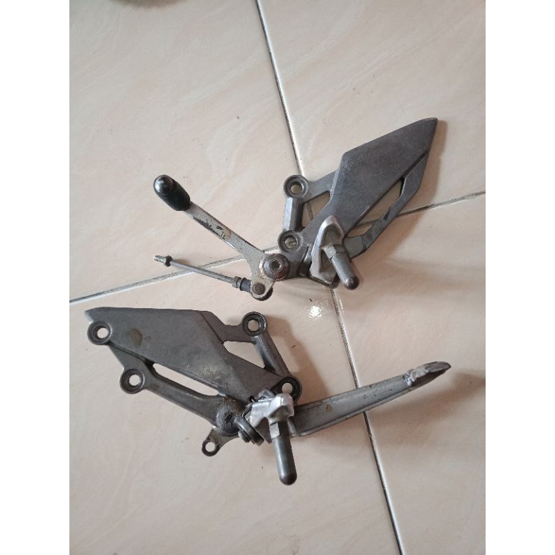 Postep Footstep Dudukan pijakan kaki depan Kawasaki Ninja 250 fi ori