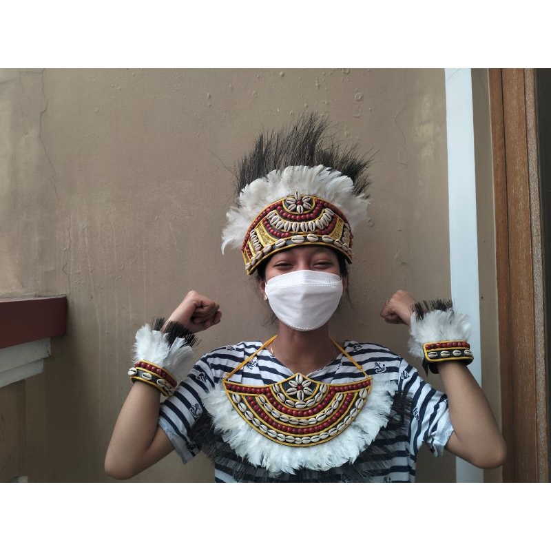 TOPI // ADAT PAPUA .. AKSESORIS ADAT PAPUA 1 SET