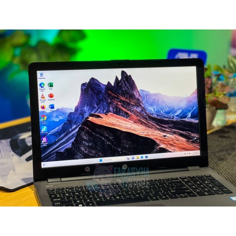 LAPTOP G6 INTEL CORE I5 7200U RAM 8GB SSD 512GB LAYAR 15'6 INCHI