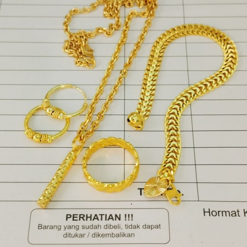 Set Perhiasan Wanita Titanium Anti Luntur Lapis Emas 24k Model Terbaru 2023. 1 Set Lengkap