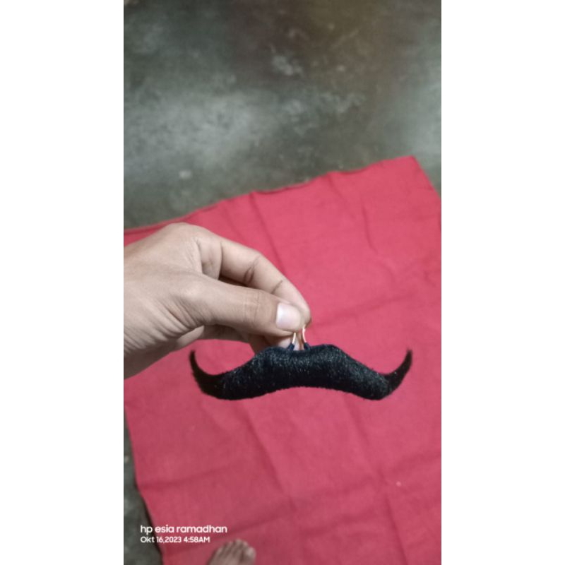 JEBRES UWEL // KUMIS PALSU JARANAN UNTIR