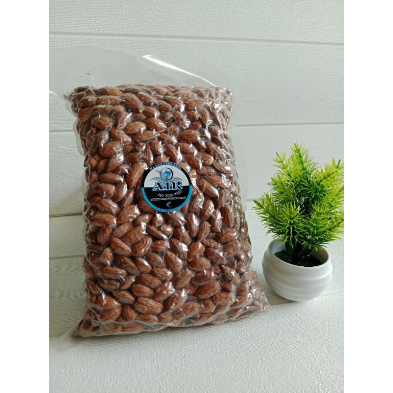 

Kacang Almond Panggang 1kg
