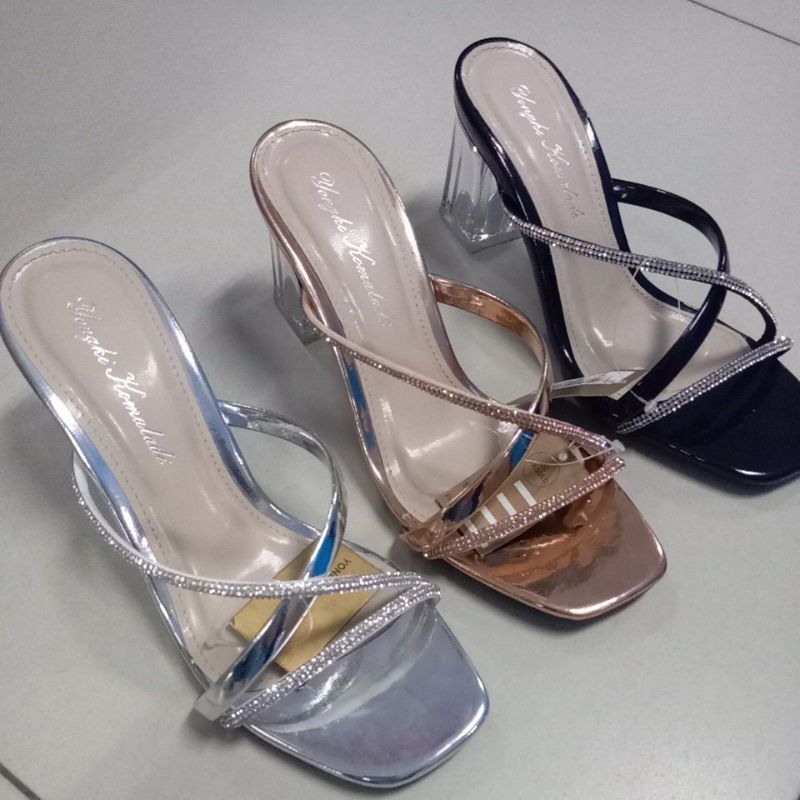 YONGKI KOMALADI HEELS