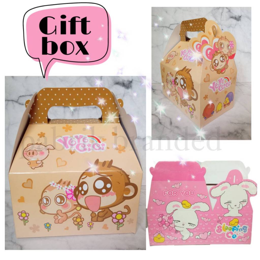 

pabrik branded paperbag giftbox plus gift card tas kertas karton box kado hadiah lucu murah grosir ecer