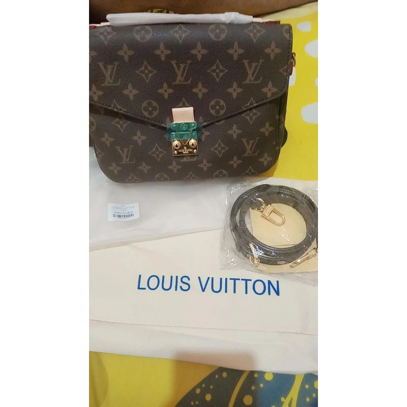 LV Pochette metis monogram authentic mirror  handbag / tas Lv