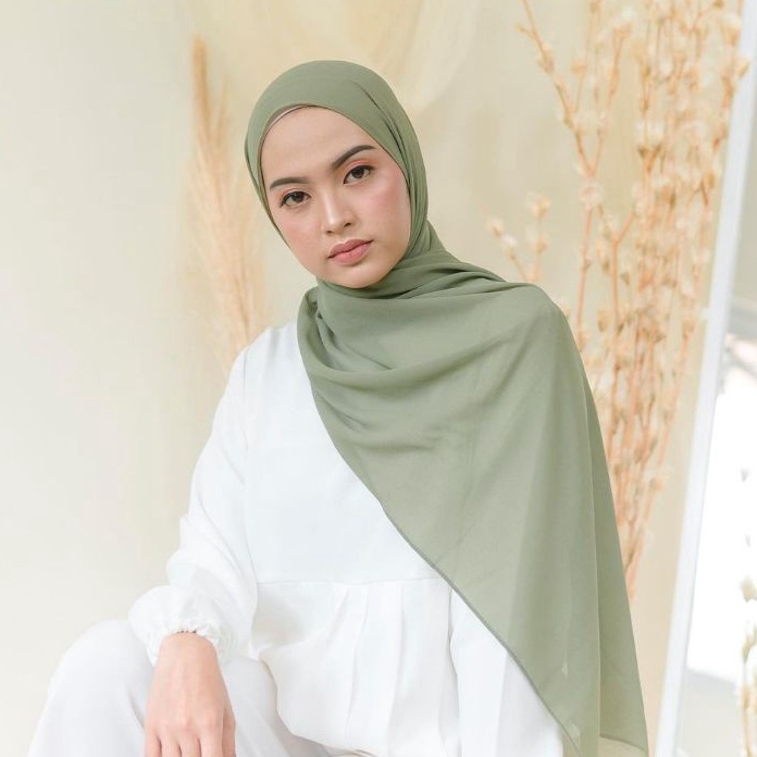 Terkini SAGE GREEN Pashmina Ceruty Babydoll ( Hijab Warna Sage Green ).