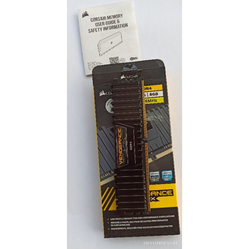 ram Corsair ddr4 2666mhz 8GB