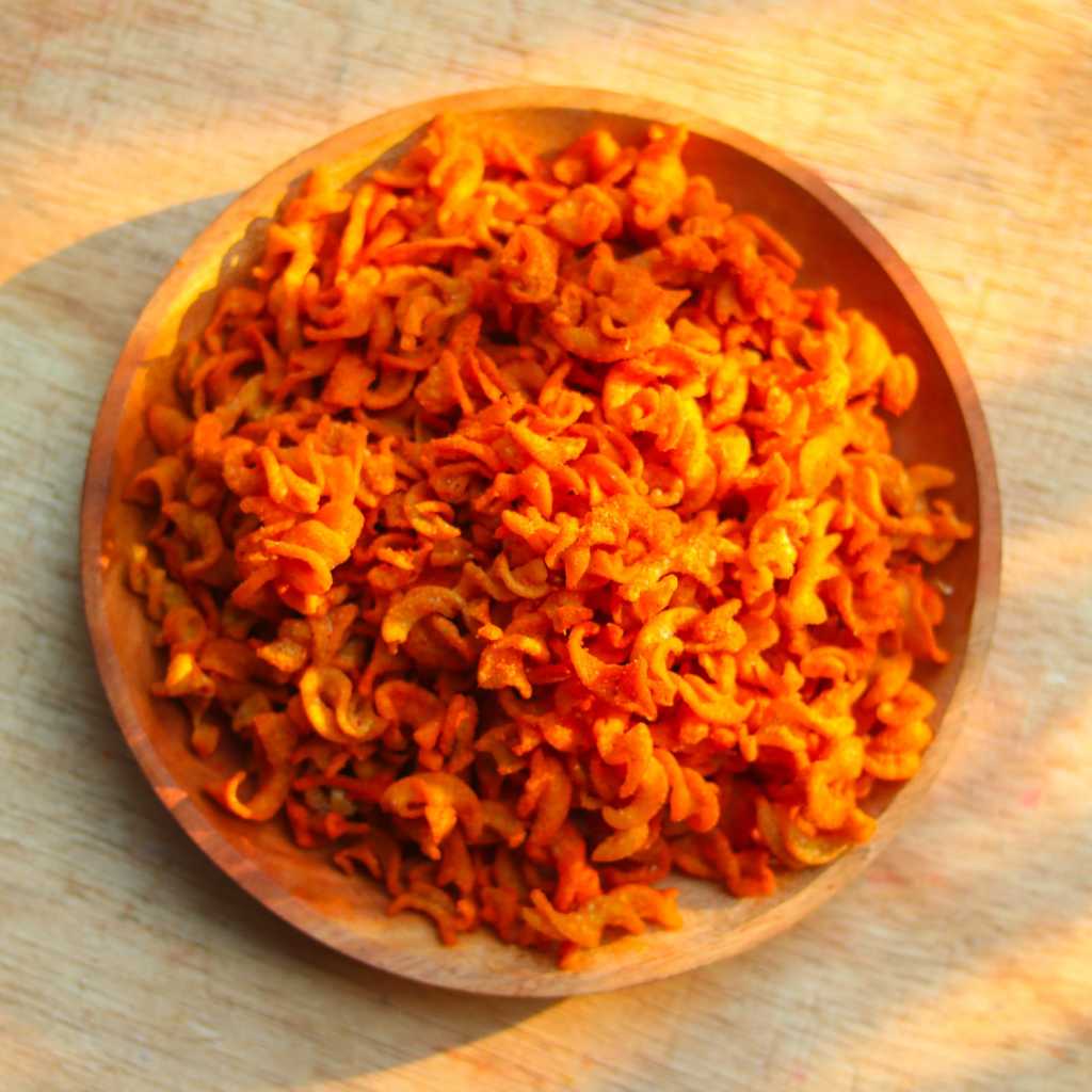 

Makaroni Usus Renyah Spiral Pedas Daun Jeruk 1 Kg