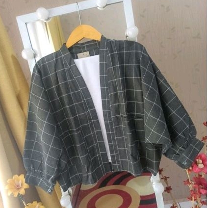 CROP TOP FLANEL BATWING