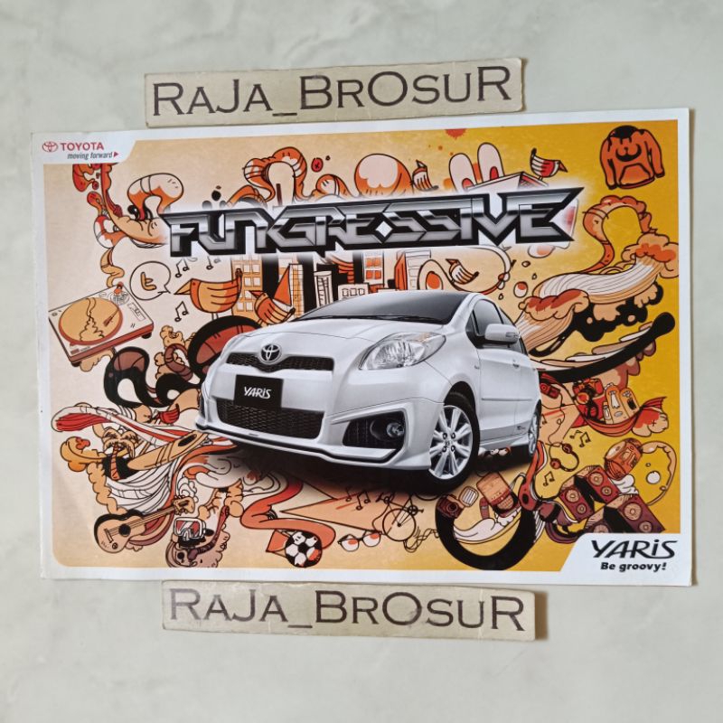 Poster brosur katalog leaflet Toyota Yaris 2013