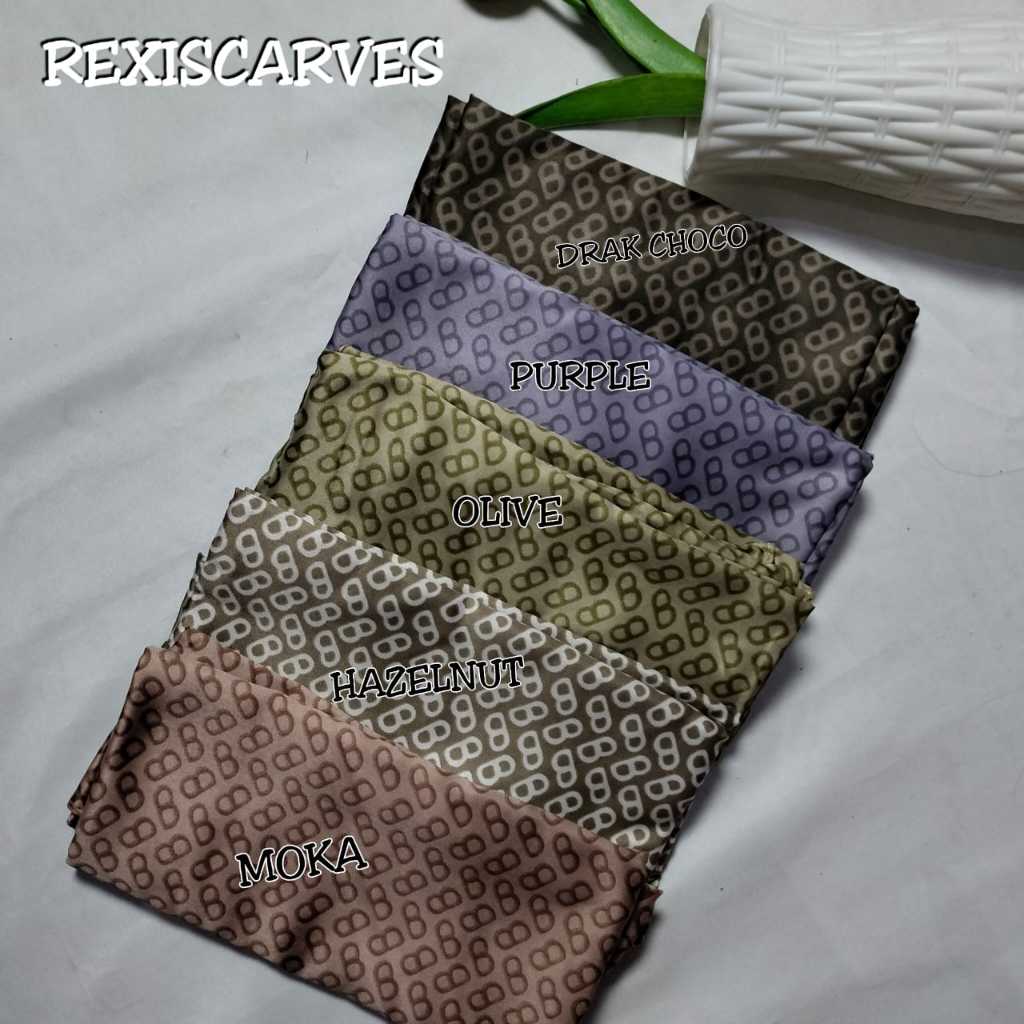 HIJAB BERGO MOTIF BUTTON SCARF