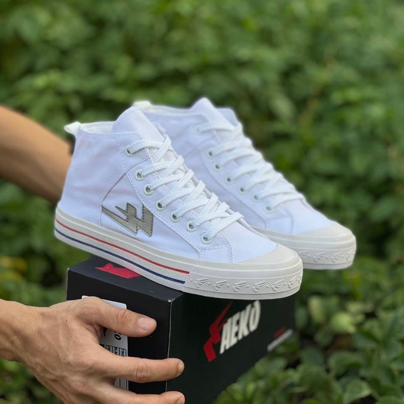 Sepatu Sneakers Aeko Newtwoyers White High Lokal Reflective