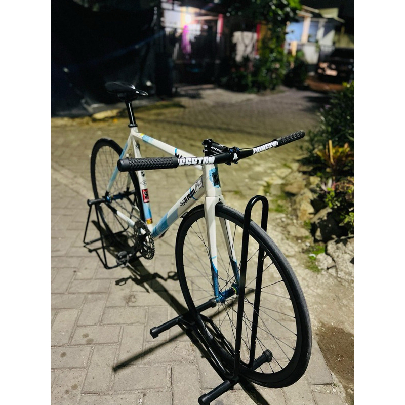 Frame sepeda cinelli x mash 2016