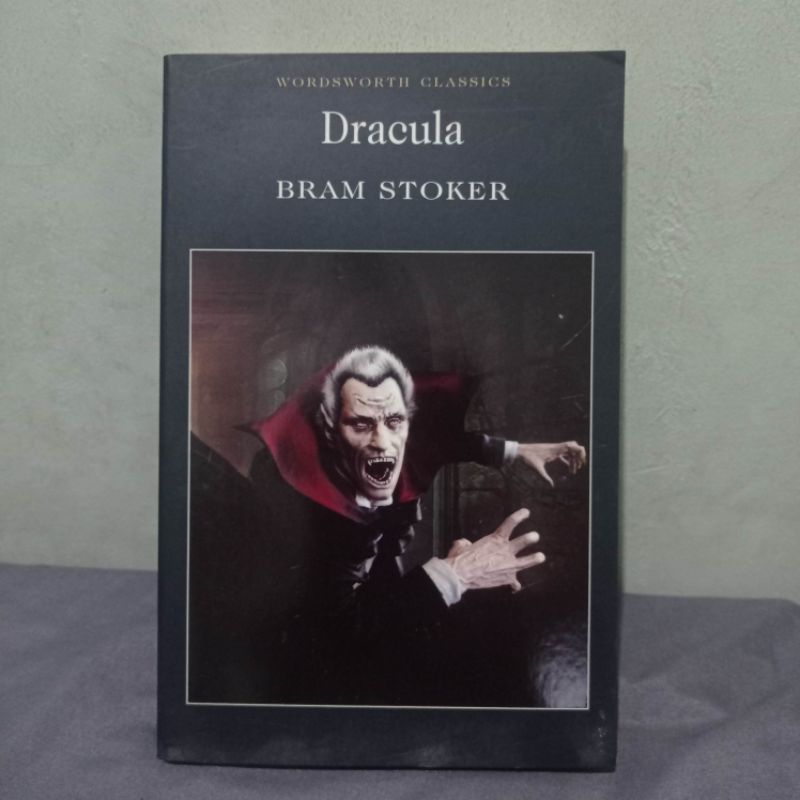 Buku Novel Dracula - Bram Stroker