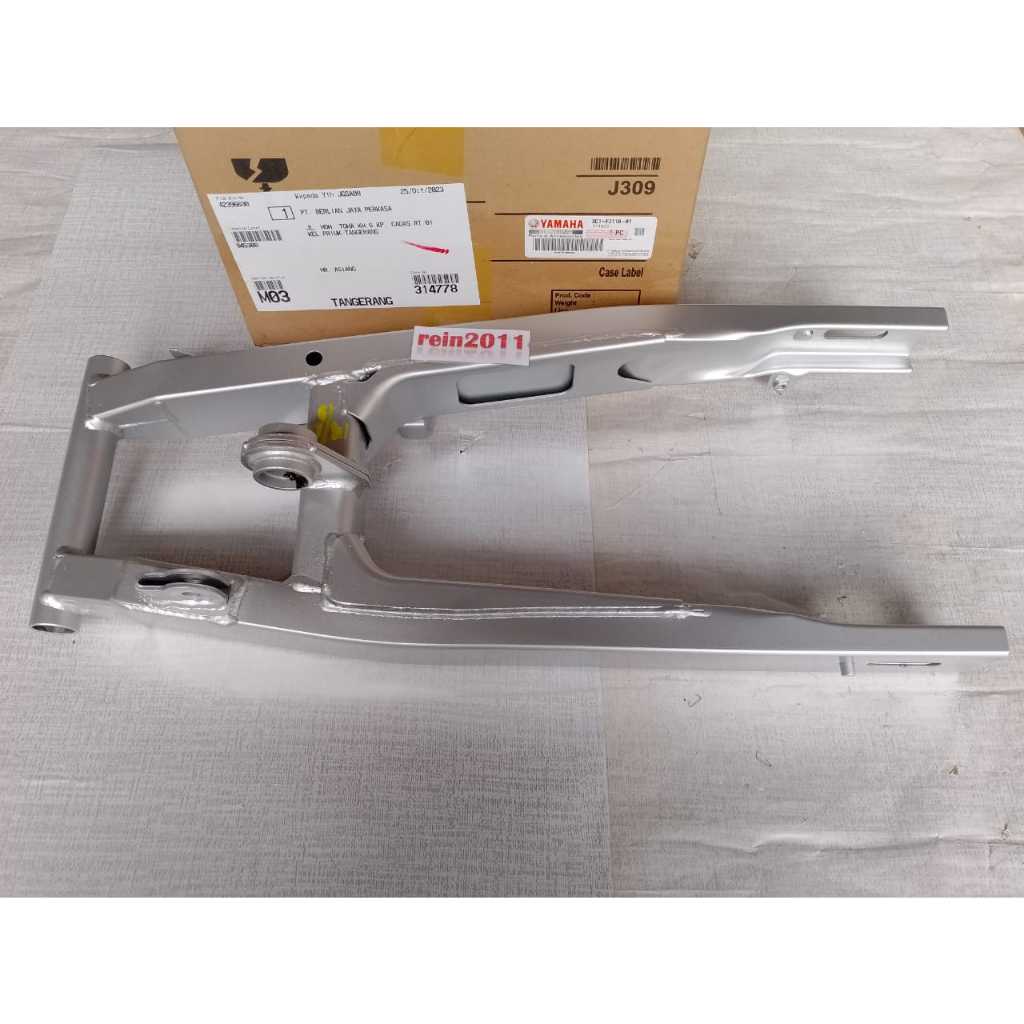 SWING ARM SASIS VIXION OLD 2007- 2012 ASLI ORI YAMAHA 3C1 F2110 01