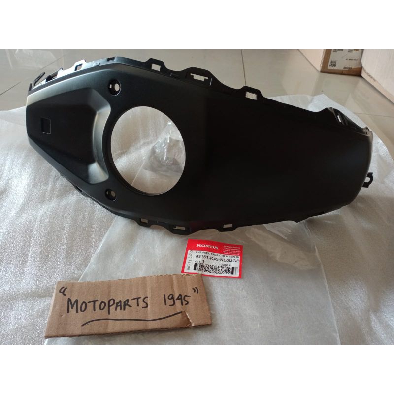COVER TANGKI TENGAH CBR150R HITAM DOFF ORI AHM
