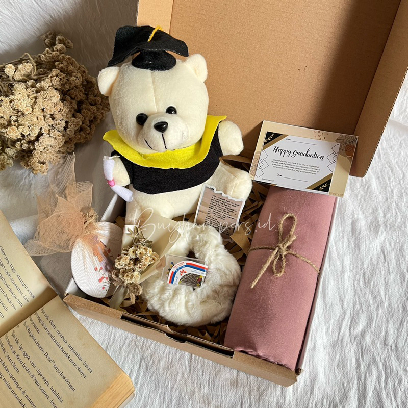 Hampers Graduation murah/ Kado wisuda/ Kado wisuda kekinian/ Hampers wisuda/ Hampers hijab/ Hampers 