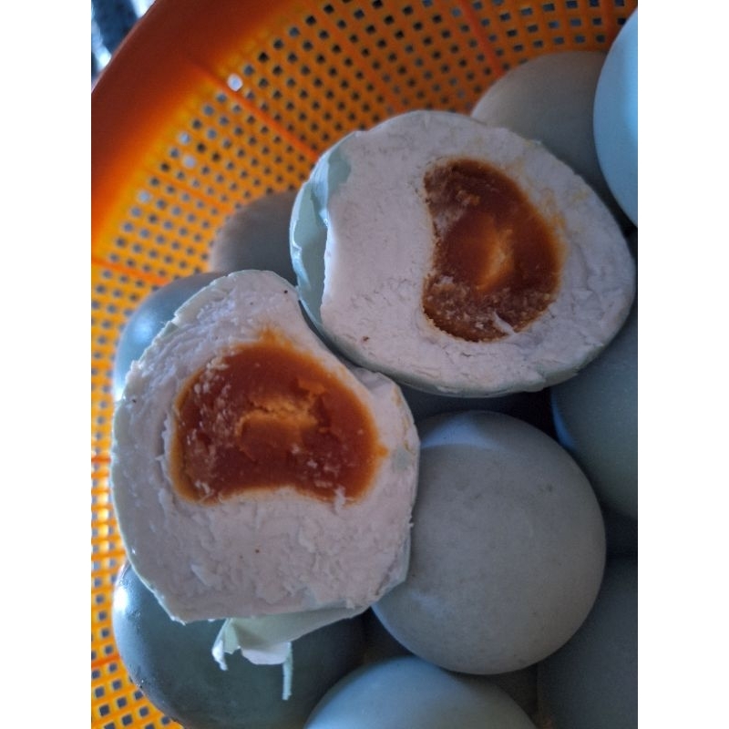 

TELUR ASIN TELUR ASIN KHAS BREBES SALTED EGGS